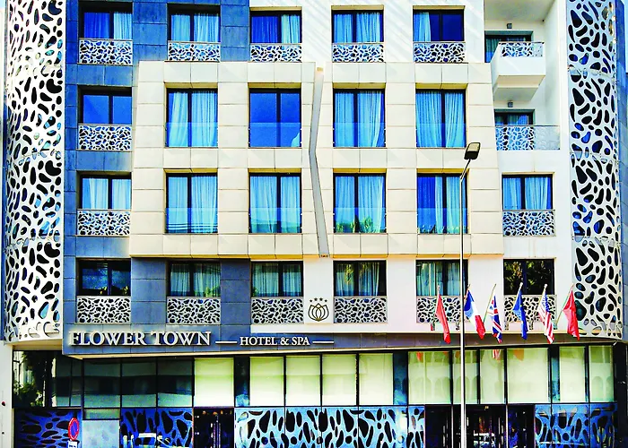 Hotels with pool Flower Town & Spa